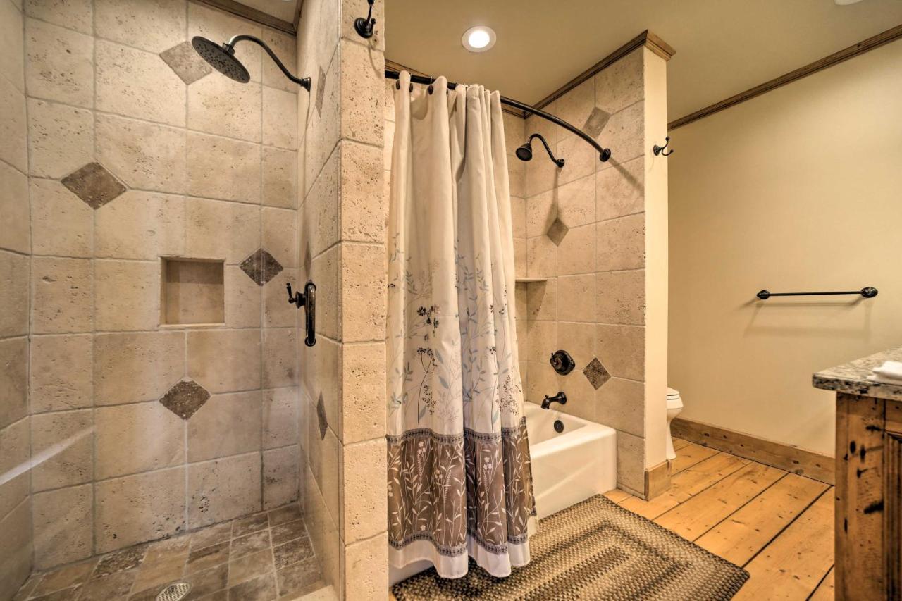 Luxury Cabin Rental In Franklin With Private Hot Tub المظهر الخارجي الصورة